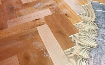 Ventajas de instalar suelos de madera maciza en casa